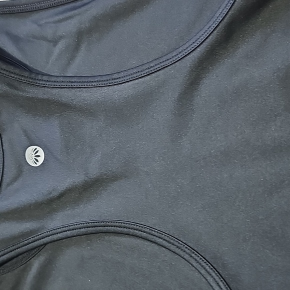 EUC Senita Athletics Black Tank Top - Picture 5 of 5